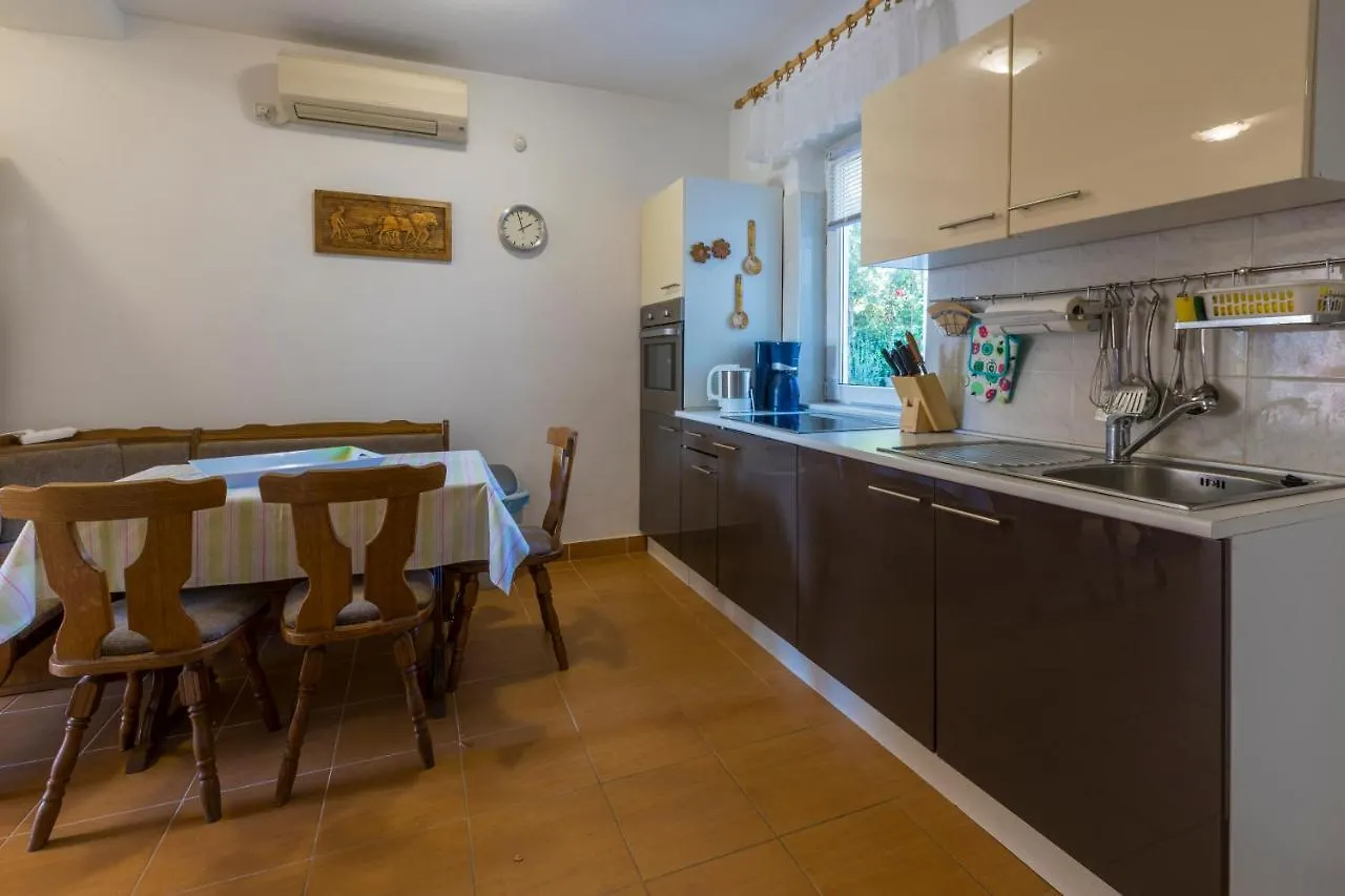 Ivan & Anka Apartments Bojko 셀스 크로아티아