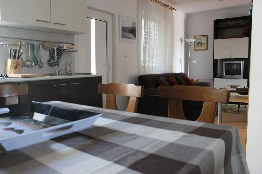 Ivan & Anka Apartments Bojko 셀스 크로아티아